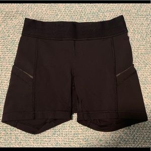 Lululemon black shorts